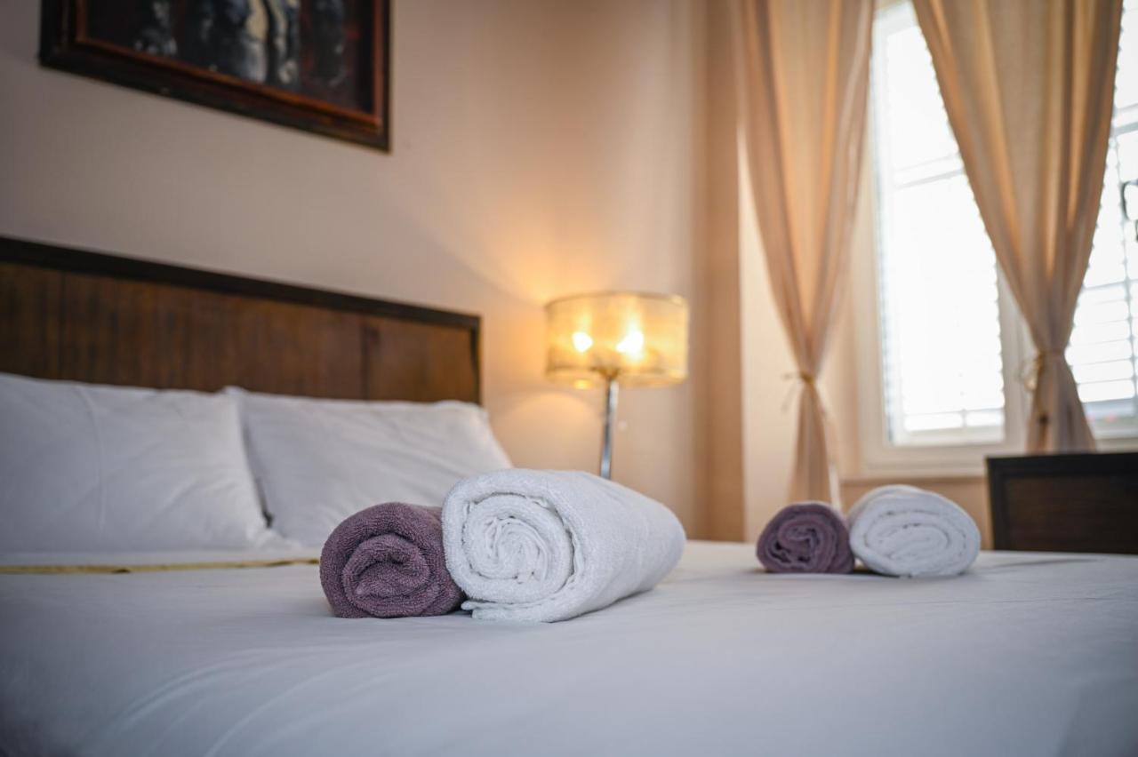 Large Three Bedroom, Center Of Old Town Dubrovnik Buitenkant foto
